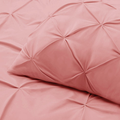 Marquis Luxurious Pinch Pleated Winter Comforter With  Pillow Shams